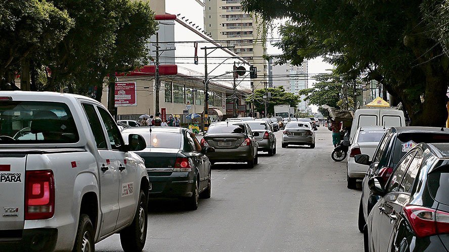 Condutores tem até esta sexta-feira para licenciar veículos com finais de placa 49, 59 e 69