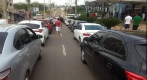 Motoristas de aplicativo de Parauapebas fazem manifestação em frente a Câmara Municipal