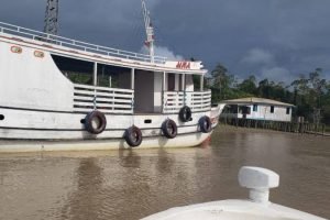 Homem que vendeu combustível ilegal para navio naufragado é preso pela Polícia Fluvial do Pará