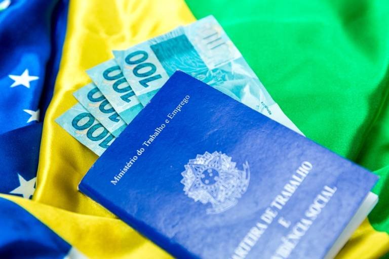 Desemprego médio registrado em 2020 é o maior desde 2012, aponta IBGE