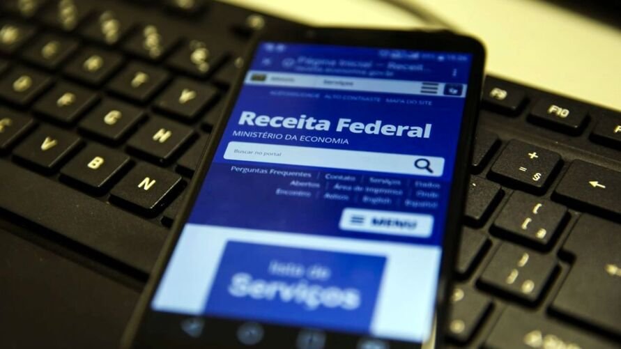 Receita Federal prorroga prazo para declarar Imposto de Renda de Pessoa Física