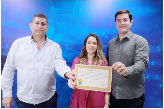 Equipe de neuroradiologia do Sistema Hapvida tem artigo científico condecorado por revista científica