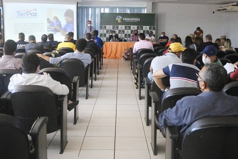 Equipes do governo de Helder visitam Parauapebas para discutir ações do programa TerPaz no município