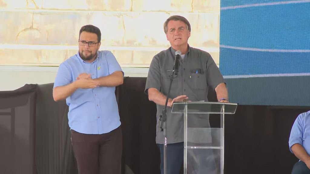 Bolsonaro afirma que irá definir possível extensão de auxílio emergencial