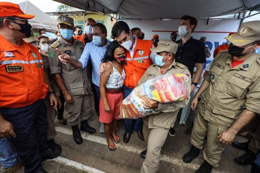 Helder pagará um salário mínimo para famílias atingidas por enchentes em Marabá