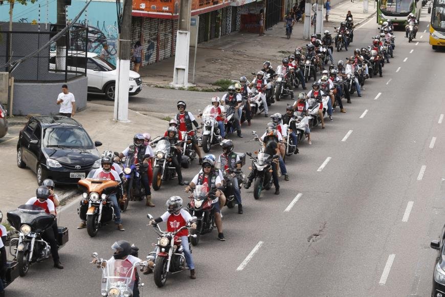 Motoclubes realizam ‘motociata’ para conscientizar sobre a importância da doação do leite materno